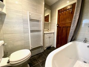 Modern Bathroom- click for photo gallery